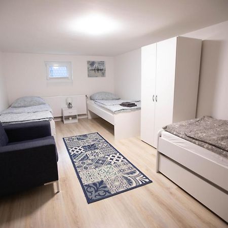 80Qm - 4 Rooms - Private Parking - Keller-Basement - Mallibase Apartments Hannover Eksteriør bilde